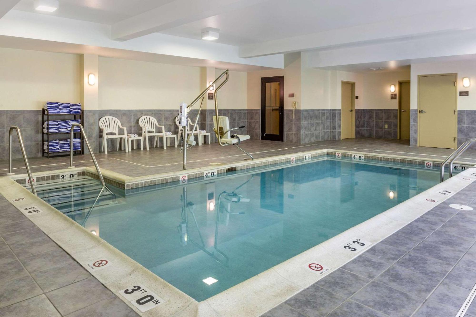 Comfort Suites Lancaster Amish Country Smoketown  Dış mekan fotoğraf